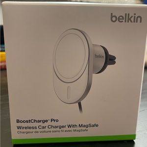Belkin Boost Charge Pro Wireless Car Charger w/MagSafe